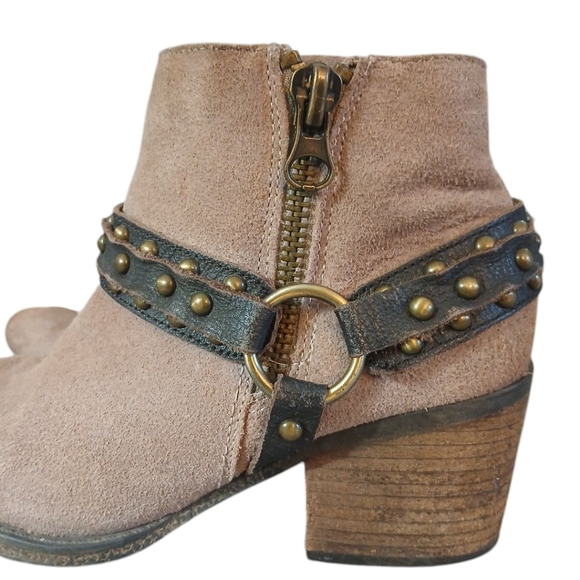 Crown Vintage Western Ankle Boots Studded Harness Leather Moto Booties Size 7.5 - Picture 5 of 14